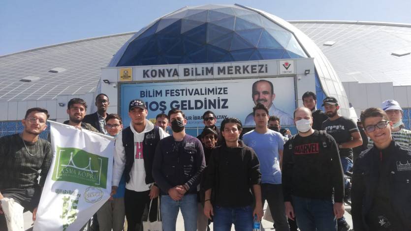 Öğrencilerimiz Konya Bilim Festivalinde